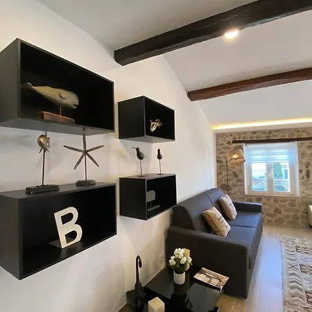 C015 - Bel Avec Mezzanine - Suquet * Cannes